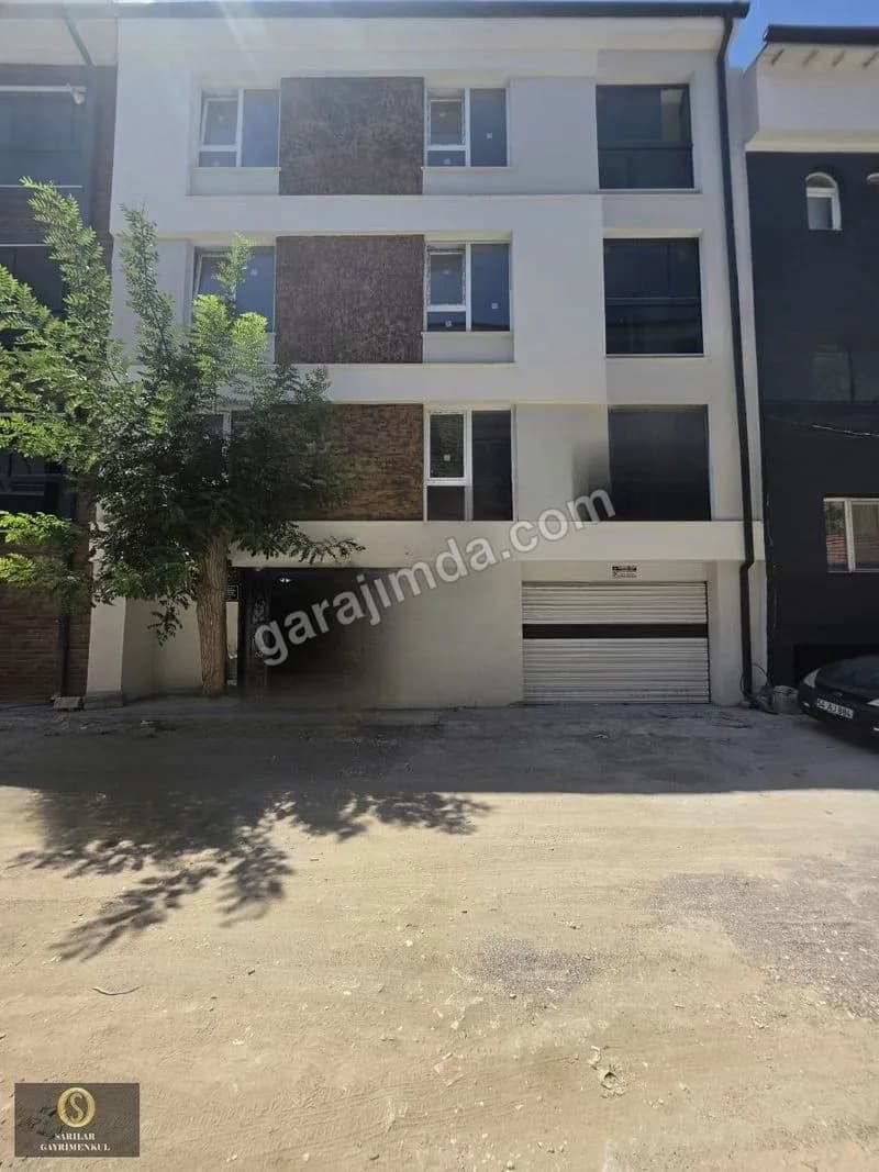 SARILAR GAYRİMENKUL DEN ESENTEPE DE SARILIK 2+0 DAİRE